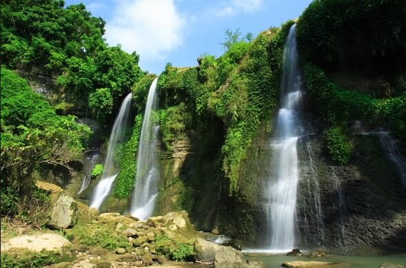 shovolong-waterfalls-place